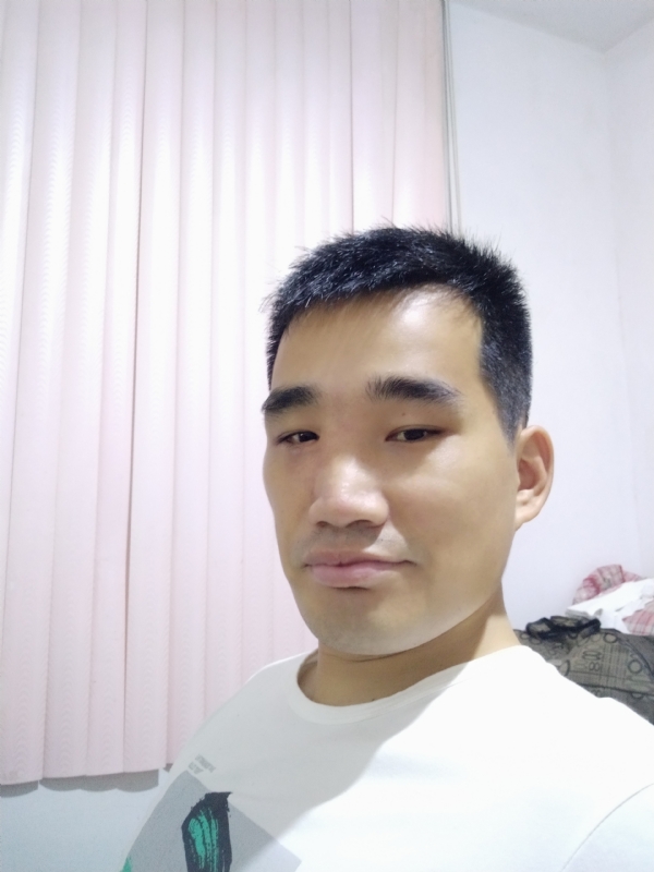 大男孩的第一张照片--罗源征婚网