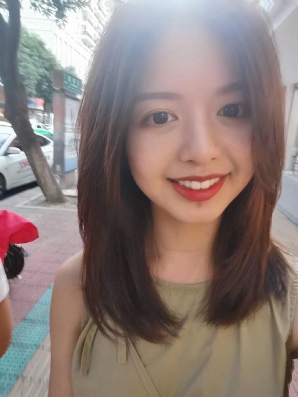 无处安放的大长腿的第一张照片--罗源征婚网