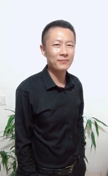 地huhi的第一张照片--罗源征婚网