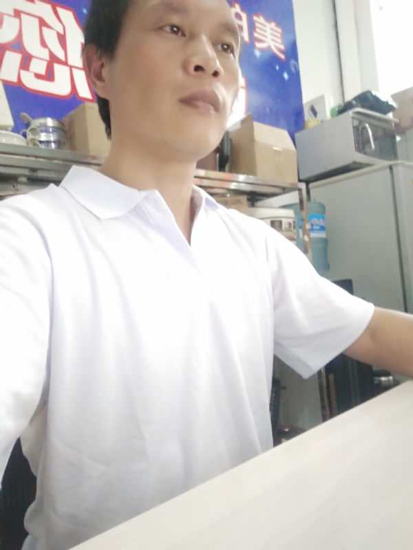 深蓝色的海的第一张照片--罗源征婚网