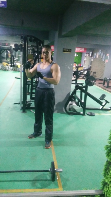 伤心是没有用的的第一张照片--罗源征婚网