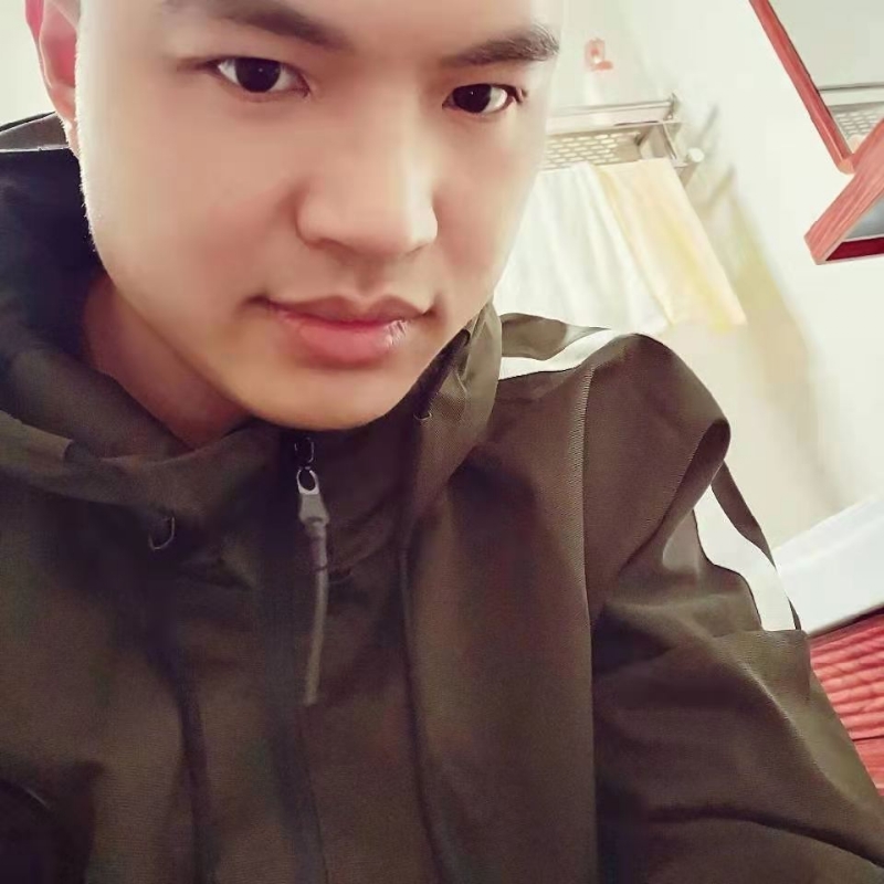 高大上的宅男的第二张照片--罗源征婚网