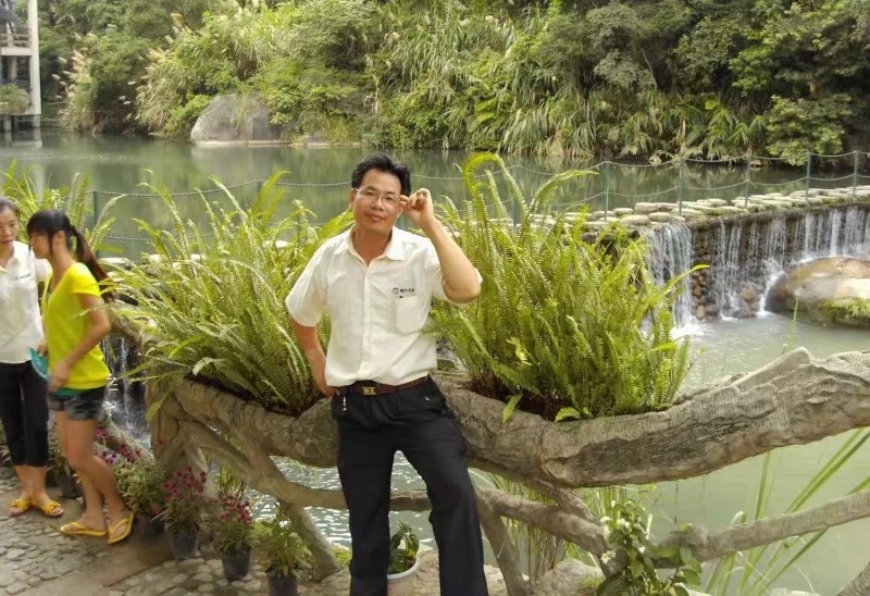 有高度才有格局的第三张照片--罗源征婚网