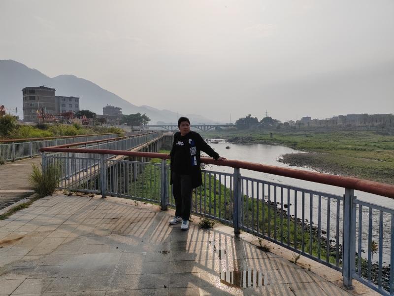 笑看蓝天的第一张照片--罗源征婚网